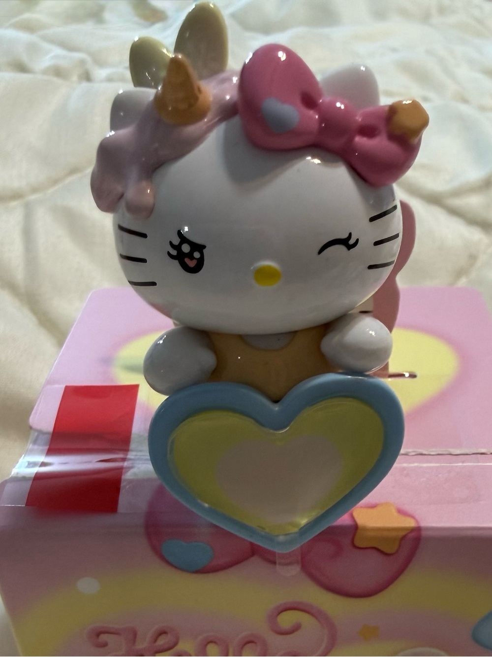 🆕 Sanrio Hello Kitty Sweetheart
Energy Series hipper figure.